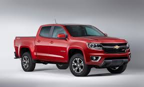 The 2012 chevrolet colorado weighs 3878 pounds and has a turning radius of 44.3 feet 2015 Chevrolet Colorado First Look Top Speed