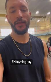 Derek Moye (@derek_moye)