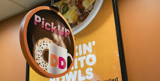 May 11, 2021 · tampa — a dunkin' employee faces a manslaughter charge after punching a customer who then fell, hit his head and later died, police say. Dunkin Donuts