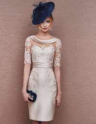 Su misura, i tuoi abiti corti eleganti si adattano al tuo stile di moda e al tipo di corpo. Pin Su Vestiti