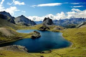 Roburent itself, which stands at 788 metres (2,585 ft) above sea level, is the capoluogo and site of the municipal administration; Roburent Cuneo