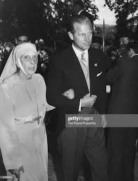 Prince philip, duke of edinburgh (wearing military uniform) out of doorway, chatting to wedding march music heard playing sot buckingham palace: Prince Philip Duke Of Edinburgh Attends The Wedding Of Prince Princess Alice Of Battenberg Princess Alice Queen Victoria Family Tree