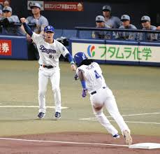 中日の走塁は“最初からストップ”目立つ…森越新三塁コーチが選手に宣言「全部回す」全力疾走で大事な1点を