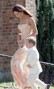 Davinia taylor on wn network delivers the latest videos and editable pages for news & events, including entertainment, music, sports, science and more, sign up and share your playlists. 7 Times Victoria Beckham Spiced Up Wedding Guest Dressing British Vogue