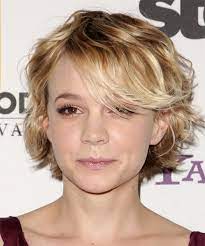 The best way to do this is by getting a trim every six to eight weeks and using the right products to keep your hair healthy. Carey Mulligan Hairstyles Hair Cuts And Colors