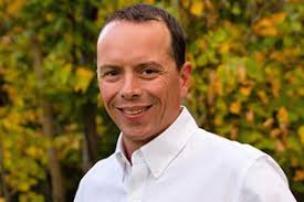 Chris Bromley '97 Combines Knowledge of Law and Water to Benefit Ski Resort 