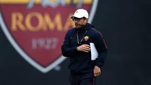 «il a grandi, il a pris en considération les mécanismes de son poste et de ce que j'attends de mes milieux», affirme le coach de la roma eusebio di francesco en évoquant maxime. Eusebio Di Francesco Limoge De Son Poste D Entraineur De La Roma Eurosport