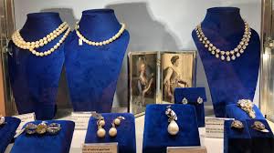 marie antoinette s prized jewels up for