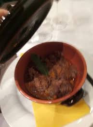 Esterno con giardino, piano terra molto fine (quasi lussuoso. Cenacolo Ristorante Foto Di Cenacolo Santa Lucia Bagno Di Romagna Tripadvisor