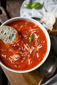 Gerostete Tomatensuppe Einfach Und Schnell Gemacht Kochkarussell Rezept Tomatensuppe Tomaten Suppe Tomatensuppe Rezept