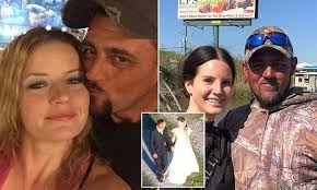 Shane Jacobson ties the knot with Felicity Hunter