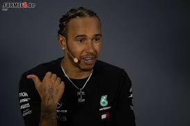 Lange zeit genoss lewis hamilton sein vermögen von geschätzten 250 millionen euro in vollen zügen und im teuren privatjet: Lewis Hamilton Ist Der Reichste Britische Sportler Aller Zeiten