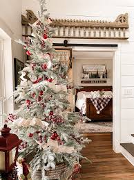 15 Inspired Christmas Tree Ideas The Ponds Farmhouse Christmas Tree Container Christmas Decorations For The Home Cool Christmas Trees