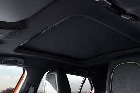 photo rideau toit ouvrant vitre panoramique peugeot 2008 ii gt photos peugeot feline