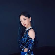 Aespa Pics On Twitter Karina Korean Girl Groups South Korean Girls