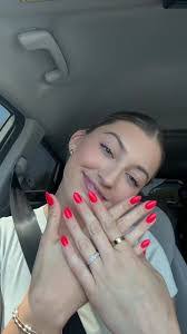 Shea Mcclain's Instagram, Twitter & Facebook