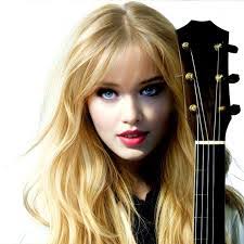 Karin Dyer's Instagram, Twitter & Facebook