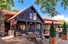 Tours are available at leiper's fork distillery and include a sampling of whiskey in their tasting room. What It S Like Living In Leiper S Fork Tennessee Felix Homes