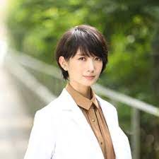 日本テレビ10月期水曜ドラマ「＃リモラブ ～普通の恋は邪道～」公式サイト。波瑠主演!ソーシャルディスタンスの世界でソーシャルネットワークから始まる恋。すれ違ってしまった 美々（波瑠） と 青林（松下洸平） は、気まずくなってしまう。 ãƒªãƒ¢ãƒ©ãƒ– æ³¢ç' ã®é«ªåž‹ã®ã‚ªãƒ¼ãƒ€ãƒ¼æ–¹æ³• ä¼¼åˆã‚ãªã„äººã®ç‰¹å¾´ã¯ ãƒŸãƒ‡ã‚£ã‚¢ãƒ ã‚‚å¯æ„›ã„ Kekeã‚¿ã‚¤ãƒ ã‚º