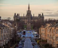 It S Easy To See Why Buildings Like Fettes College Inspired Hogwarts Paris Skyline Skyline Edinburgh