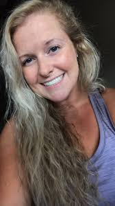 Caitlin Worsham's Instagram, Twitter & Facebook