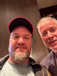 Tom Glavine and Kent Mercker with an autograph baseball from Tom Glavine.  #Bravefans #Bravescountry. Via Steve Pritchard 📸