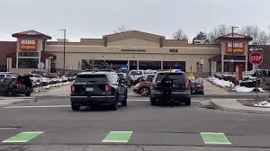 The scene outside of a grocery store in boulder, colo., where police officers were responding to reports of a shooting on monday.credit.eliza earle for the alex arellano, 35, was working in the meat department at king soopers when he heard a series of gunshots, and then saw people running. Ajcc5oaglpqddm
