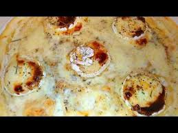 Pizza Chevre Miel بيتزا جبن الماعز والعسل Youtube Pizza Chevre Chevre Miel Pizza