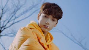 Biodata lengkap bts & member bts dari berbagai hal seperti , nama asli, tanggal lahir, hobi dan #sebelumnontonsubscribe berikut adalah biodata bts dan biodata member bts. 5 Hal Menarik Tentang Huening Kai Member Txt Adik Bts Punya Ayah Dan Kakak Yang Juga Penyanyi Tribun Jatim