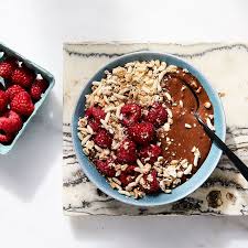 Enjoy A Tasty And Delicious Meal With Your Loved Ones Learn How To Make Cocoa Almond Smoothie Bo Weight Watcher Smoothies Almond Smoothie Smoothie Bowl Recipe