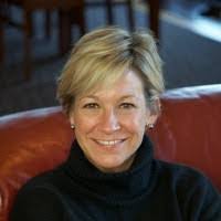 Lisa Sears's Instagram, Twitter & Facebook