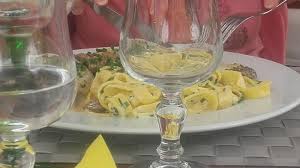 Hier wordt zoveel mogelijk gewerkt met de mooiste biologische en verantwoorde streekprodukten van leveranciers uit de regio. Restaurant Au Bon Coin Picture Of Restaurant Au Bon Coin Wintzenheim Tripadvisor