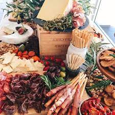 Grazing tables are the perfect way to feed a crowd and, as we found out at our brunch party, they are a great conversation piece too!we are obsessed with how it turned out. Why We Re Totally Into The Graze Craze Catering Fremantle Gift Hamper Fremantle The Black Truffle