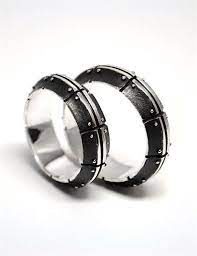 Industrial Wedding Rings From Gato Jewel Alternativewedding Steampunk Hisandhers Weddingrings Wedding Rings Alternative Wedding Rings Rings For Men