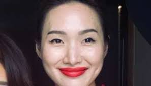 Elizabeth Hui's Instagram, Twitter & Facebook