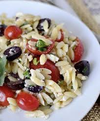 Recette Salade D Orzo A La Mediteraneenne Salade Orzo Recettes De Cuisine Recette De Plat