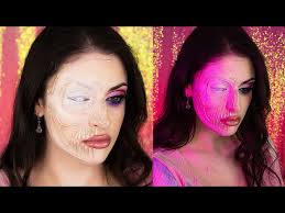 HOT GLUE SKULL Halloween Makeup Tutorial