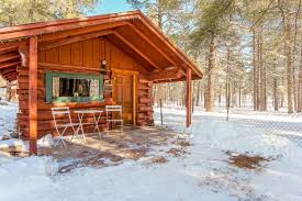 Little One Bedroom Log Cabin