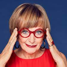 Robinson helicopter company, located in torrance, california, manufactures r66 turbine, r44, and r22 helicopters for civil aviation. Anne Robinson I M The Oldest Woman On Tv Who S Not Judging Cakes Anne Robinson The Guardian