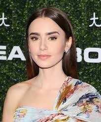 Maybe you would like to learn more about one of these? Tuck Hair Behind Ears Trend Selena Gomez Beyonce