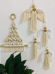 Are you also in love with all the gorgeous projects that chasta from soulful notions creates? Macrame Christmas Decor Macrame Patterns Macrame Macrame Projects