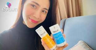 "Mổ xẻ” 2 sản phẩm dưỡng da của thương hiệu Mỹ Thủy Tiên cầm trên tay