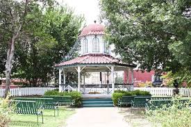 Hope Floats In Smithville Texas Hope Floats Smithville Texas Weekend Trips