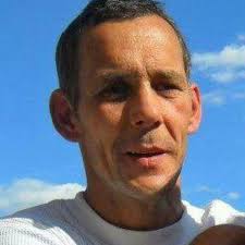 Could someone make this a bit clearer for me please, I would be so grateful  as it is my late mum with my late nephew. Thanks in advance.