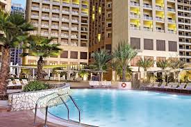 Pillowtop beds sport down comforters and bathrooms offer hair dryers and designer toiletries. Amwaj Rotana Jumeirah Beach Residence