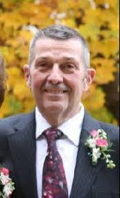 Merle King's Instagram, Twitter & Facebook