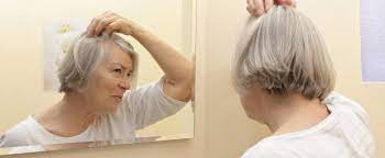 Was Tun Wenn Haare Und Haut Sich Wahrend Der Wechseljahre Verschlechtern