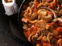 rindergulasch auf ungarische art rezept rezepte gulasch lebensmittel essen