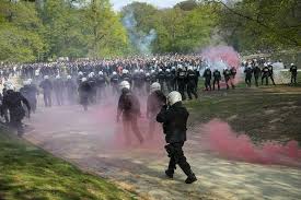 3 likes · 1 talking about this. Organisers Of La Boum 3 In Brussels Bois De La Cambre Throw In The Towel