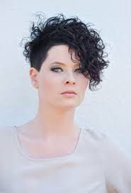 dauerwelle kurze haare kurze haare dauerwelle frisuren mit dauerwelle kurze haare stylen